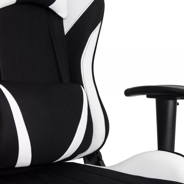 Геймърски стол в бял цвят.