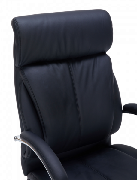 Черен директорски стол в естествена кожа.