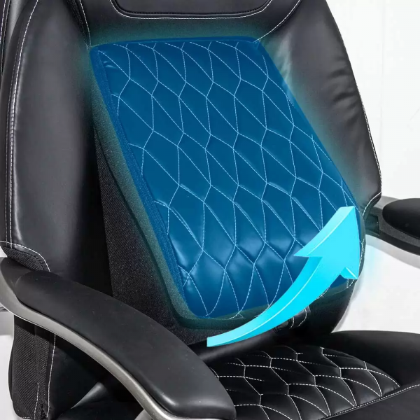 Черен директорски стол.