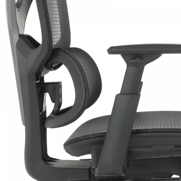 Черен ергономичен стол Colmar.