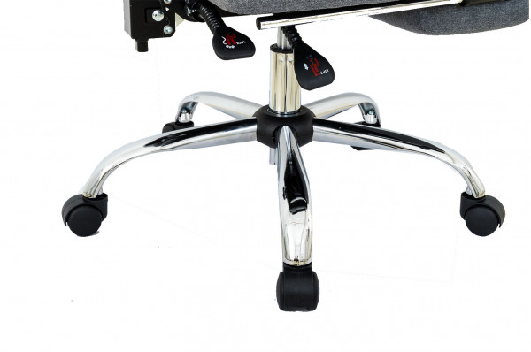 Директорски стол в сив цвят.