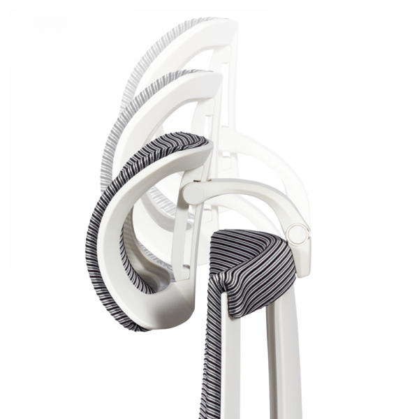 Ергономичен стол в черен цвят.