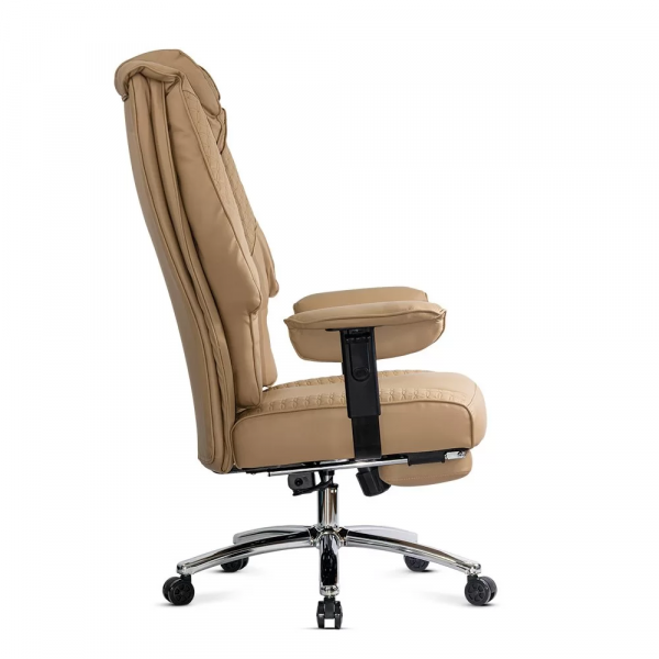 Бежов директорски стол с регулируеми подлакътници.