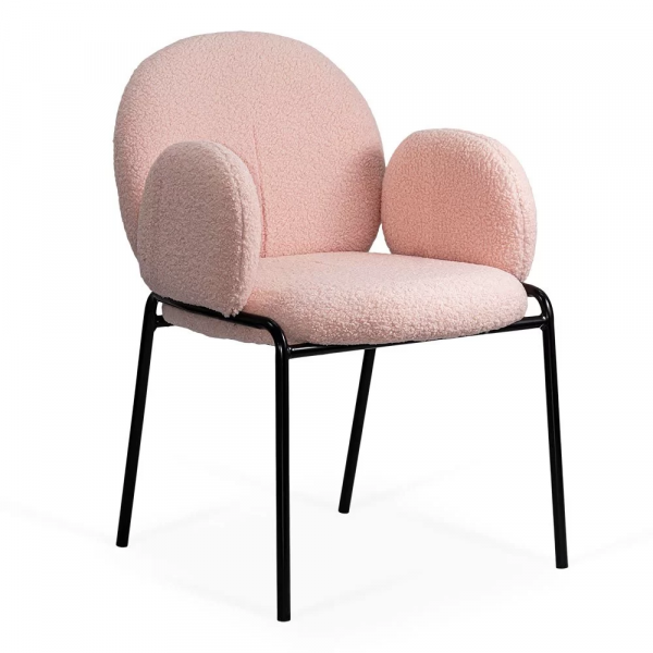 Розов трапезен стол.