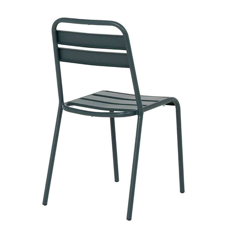 Тъмнозелен метален градински стол. 